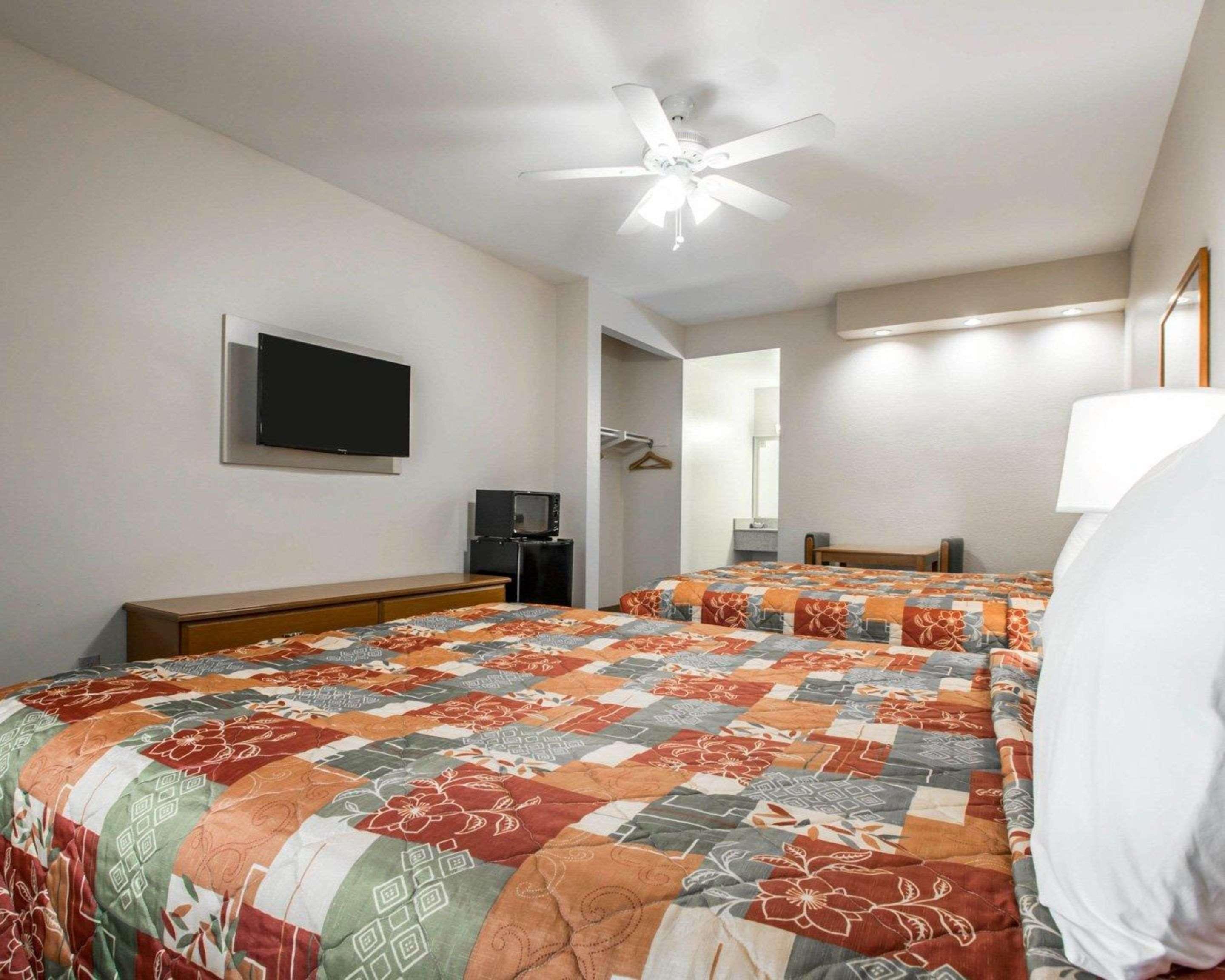 Rodeway Inn Encinitas North Esterno foto